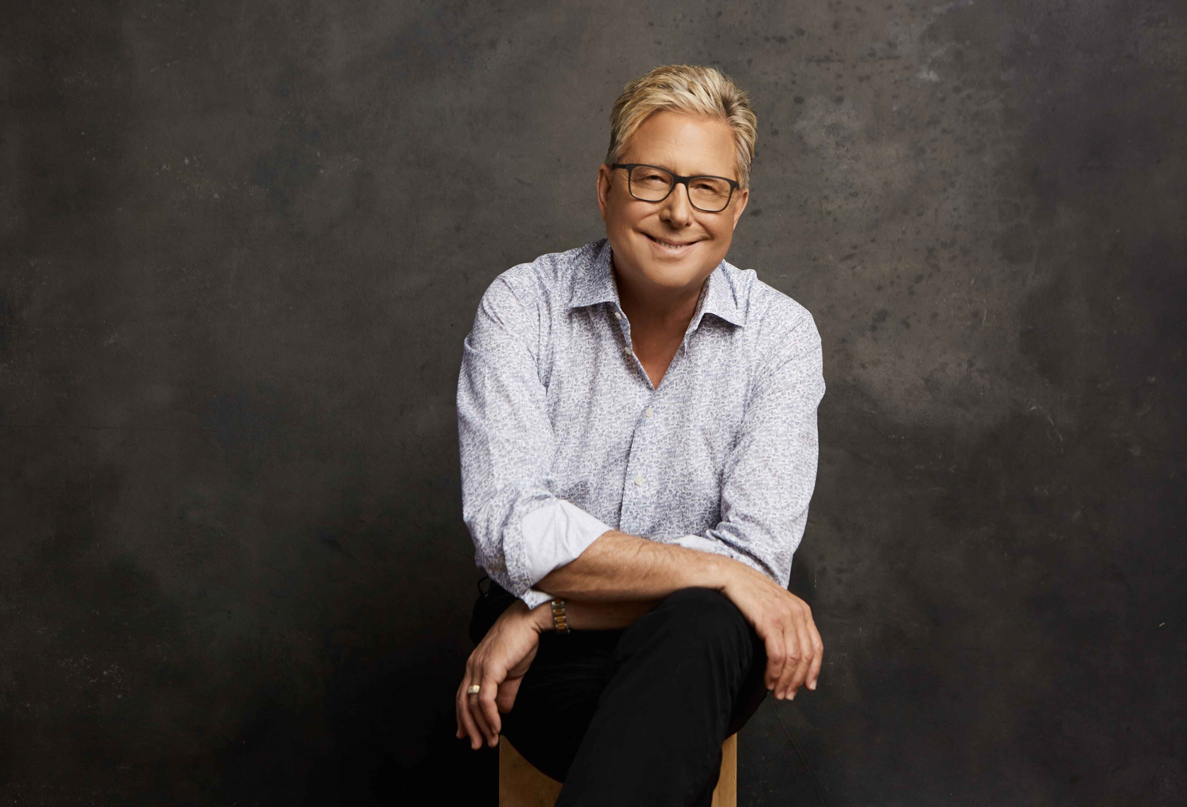 Don Moen performing